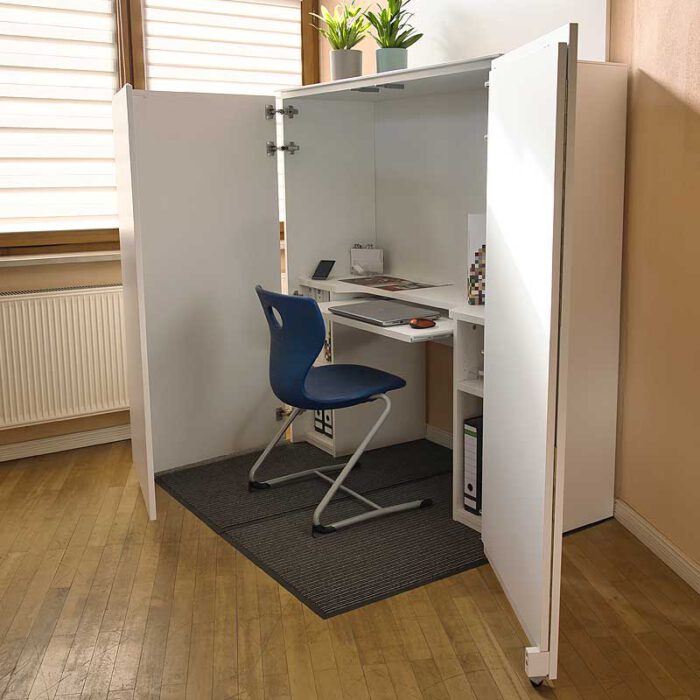 Ausschwenk-Segment CLEVER für HomeBox Türen geklappt - Homeoffice auf Mass